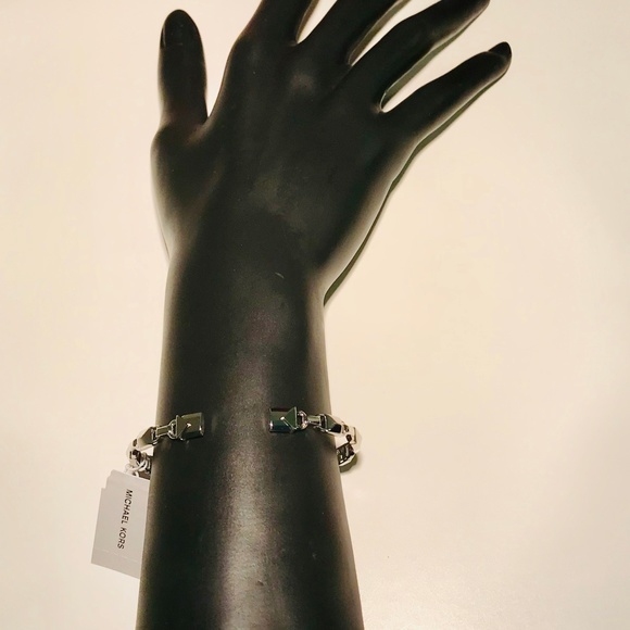 🎁 NWT! $225 MICHAEL KORS Mercer Link Silver Cuff - Picture 3 of 8